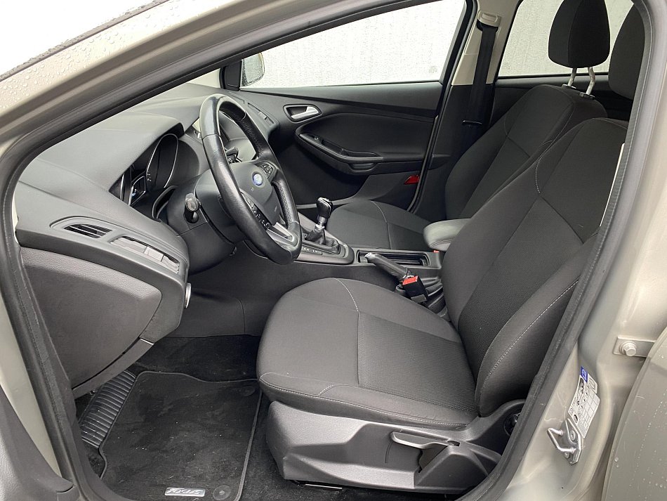 Ford Focus 1.5 EB Business