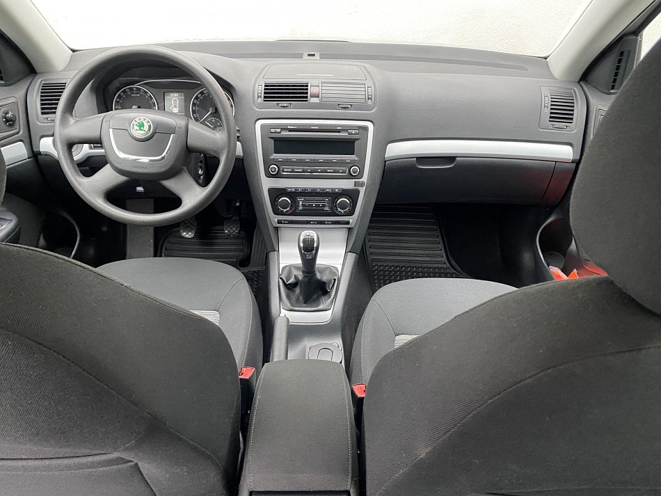 Škoda Octavia II 1.6 TDi Ambition