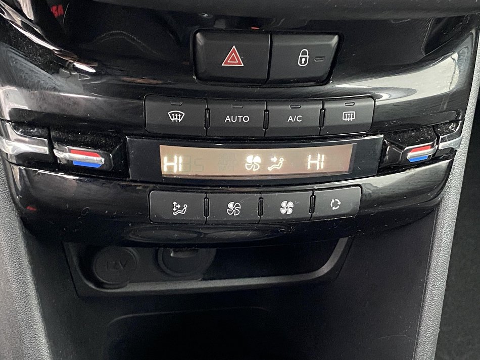 Peugeot 208 1.2 PT Allure