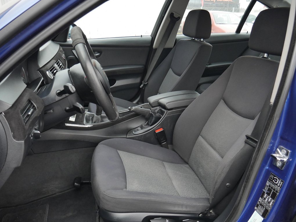 BMW Řada 3 2.0 i 