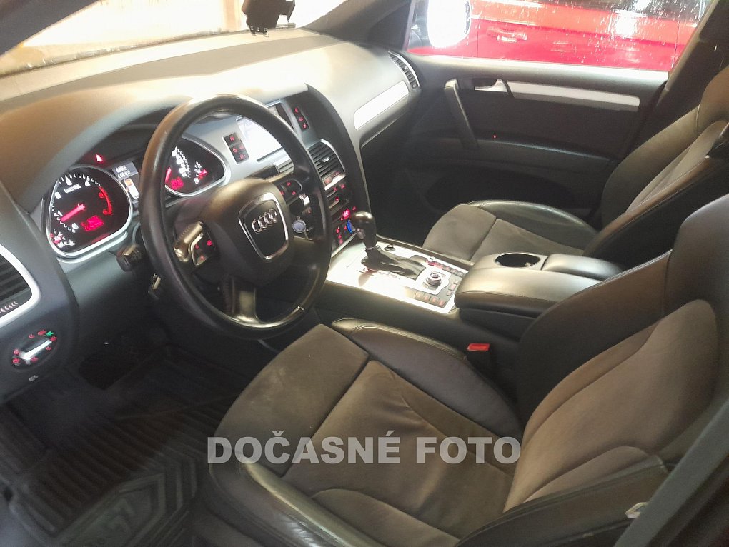 Audi Q7 3.0TDi  Quattro