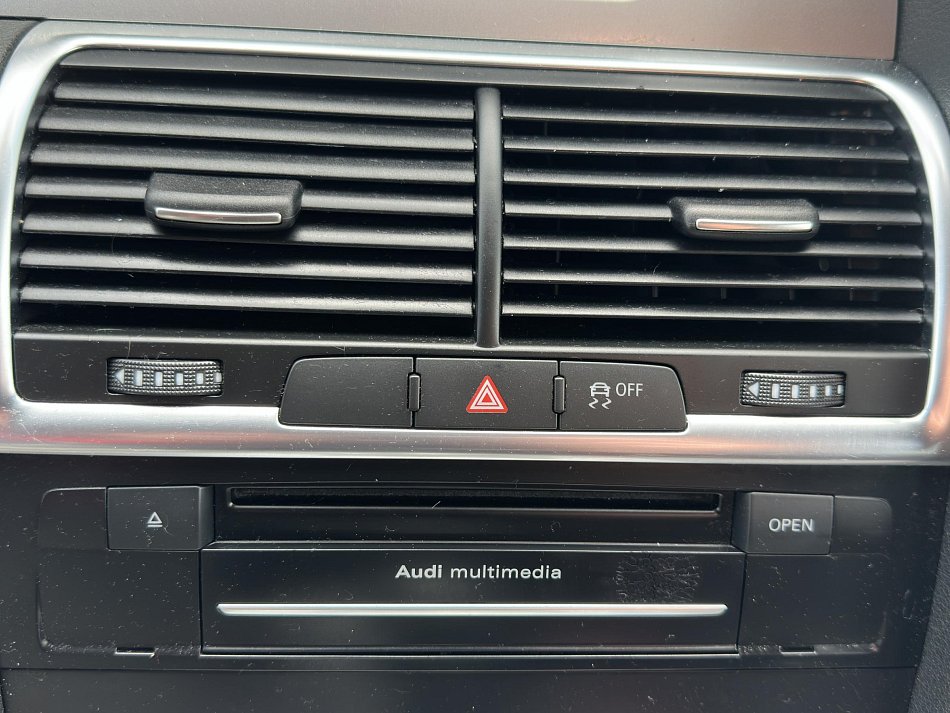 Audi Q7 3.0TDi  Quattro