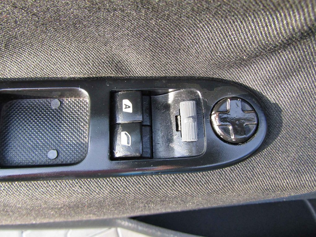 Peugeot 207 1.4 i 