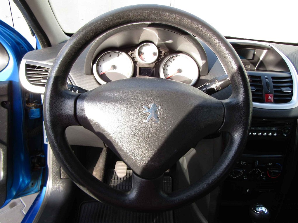 Peugeot 207 1.4 i 