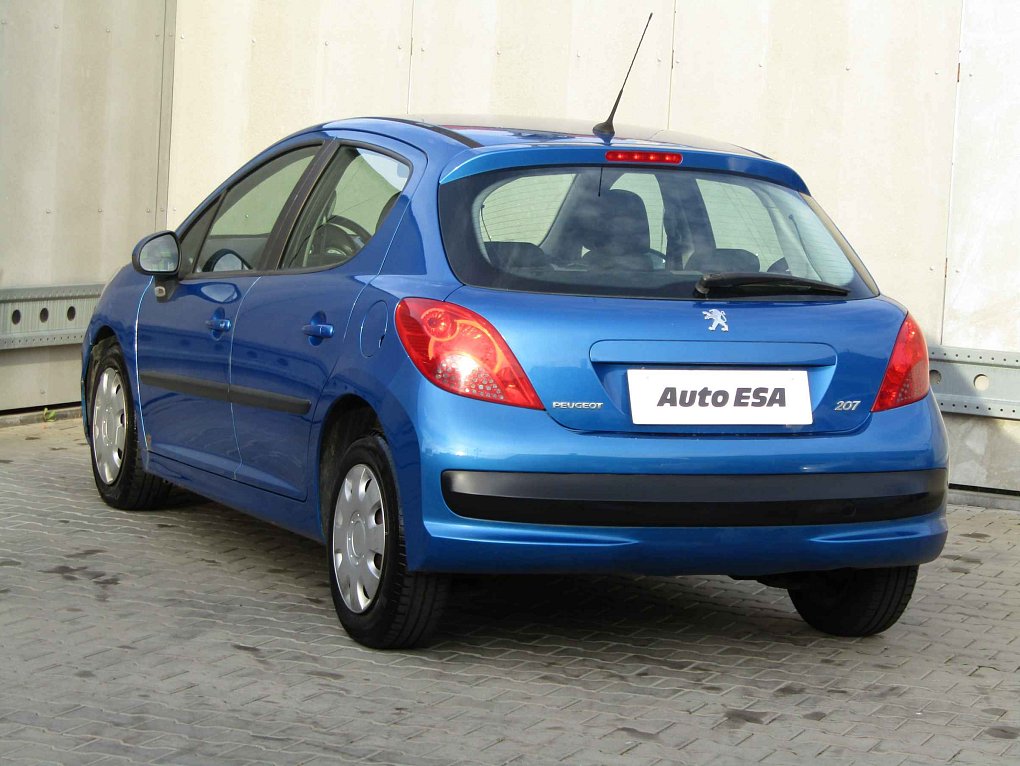 Peugeot 207 1.4 i 