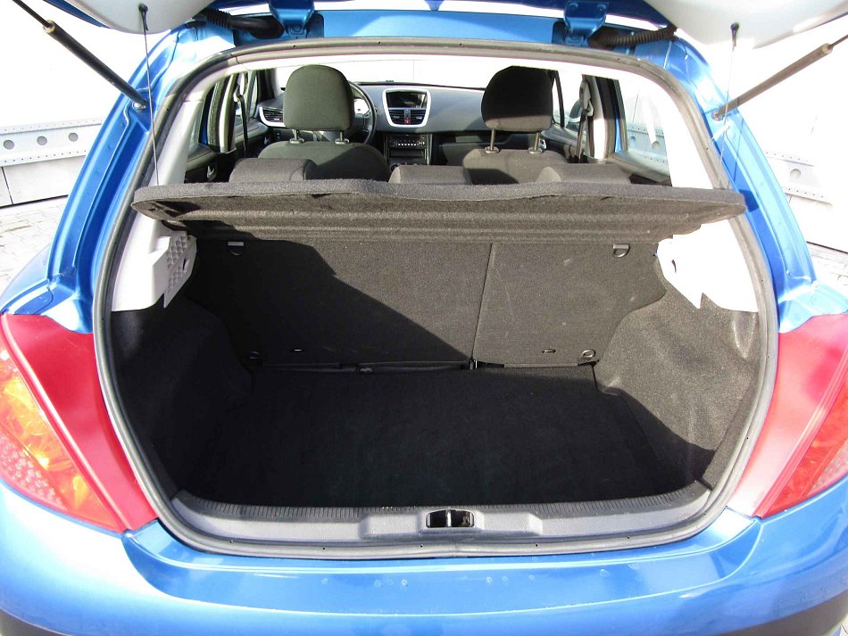 Peugeot 207 1.4 i 