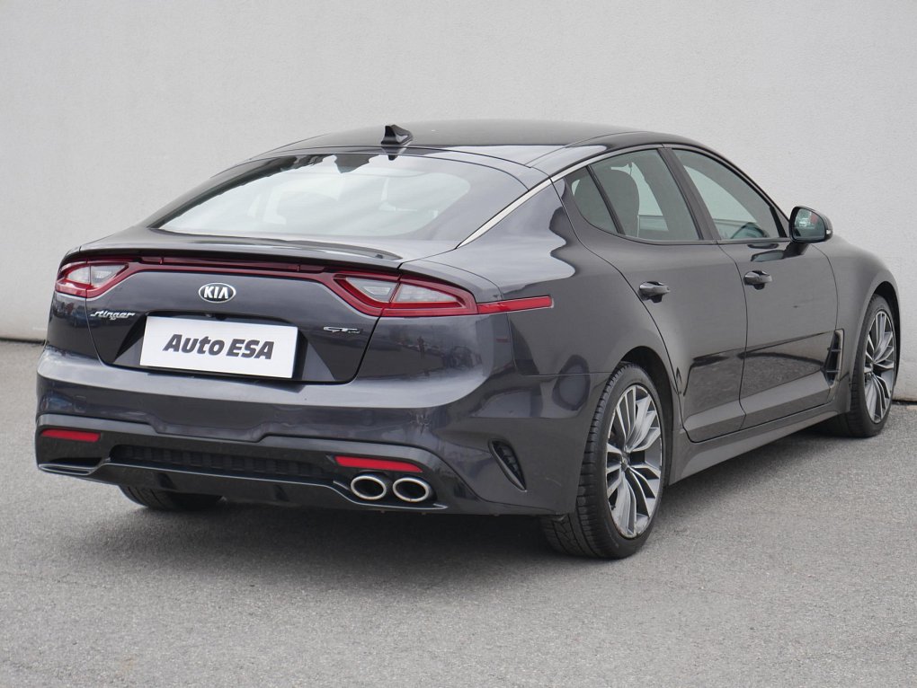 Kia Stinger 2.2 CRDi GT-line 4x4