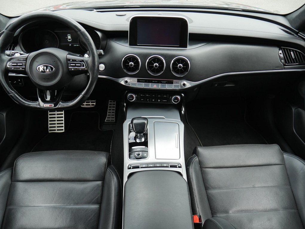 Kia Stinger 2.2 CRDi GT-line 4x4