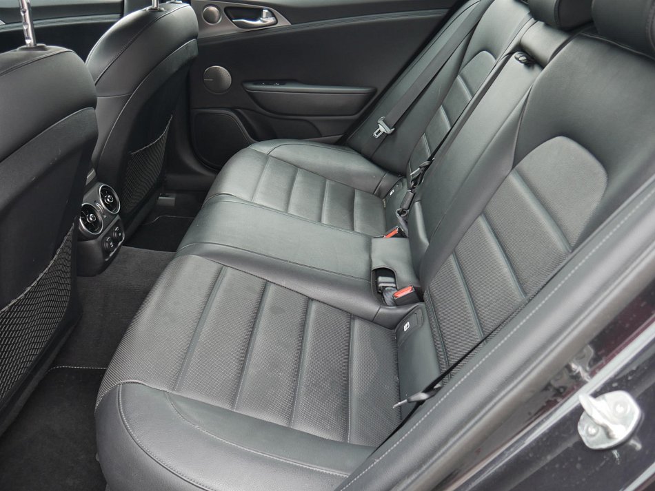 Kia Stinger 2.2 CRDi GT-line 4x4