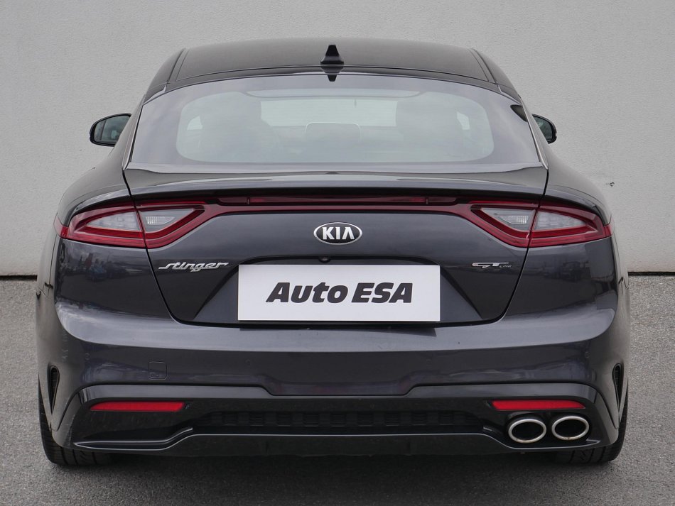 Kia Stinger 2.2 CRDi GT-line 4x4