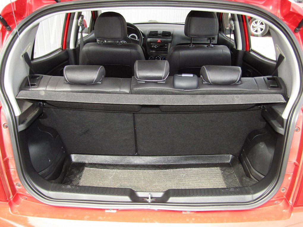 Kia Picanto 1.0i 