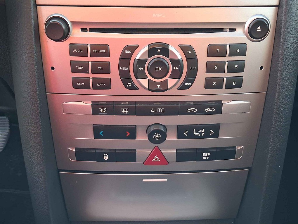 Peugeot 407 1.6 HDi  sport