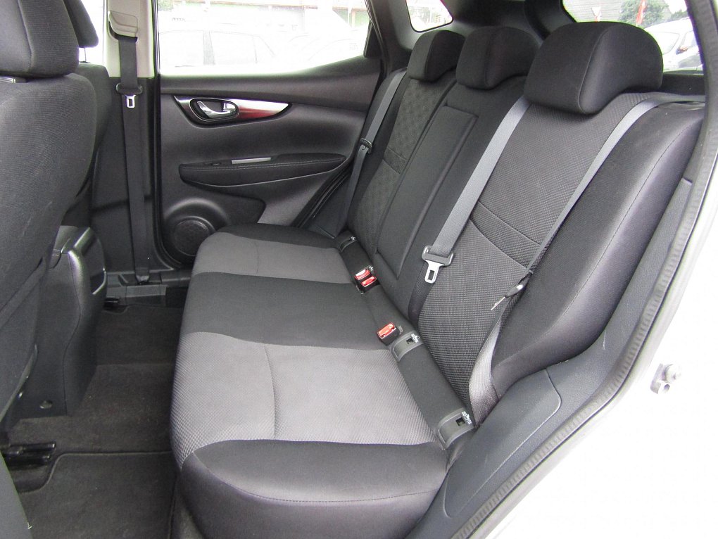 Nissan Qashqai 1.2 DiG-T N-Connecta 4x2