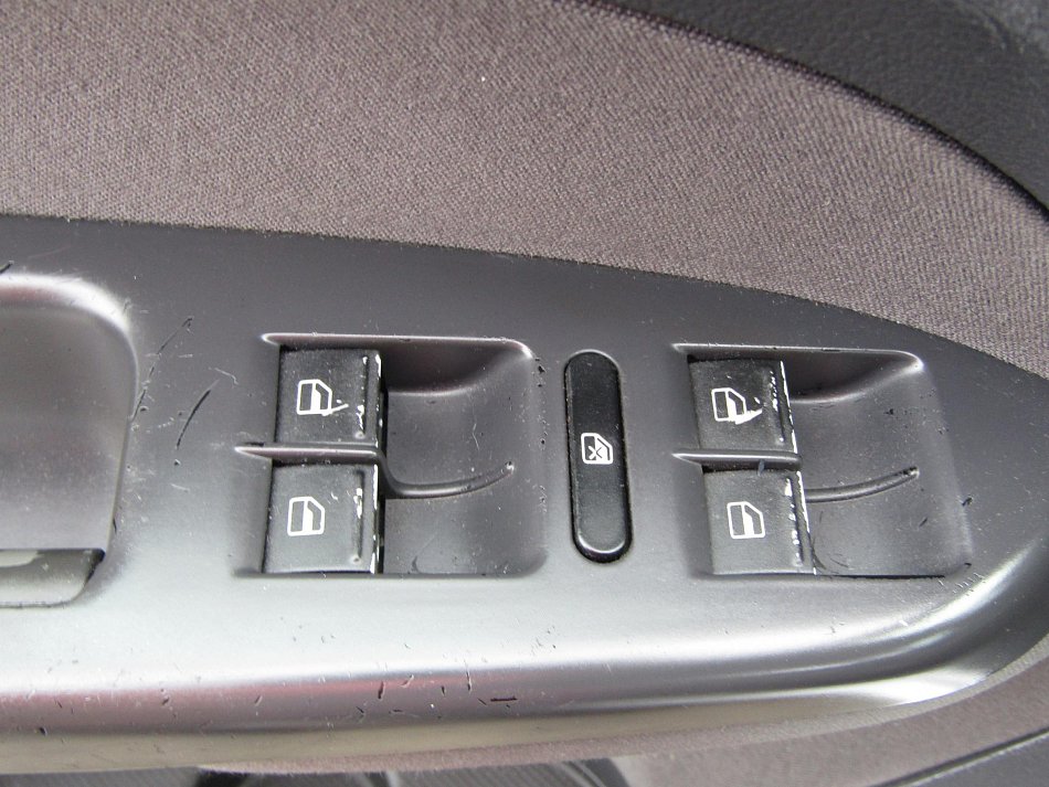 Volkswagen Touran 1.9 TDi 