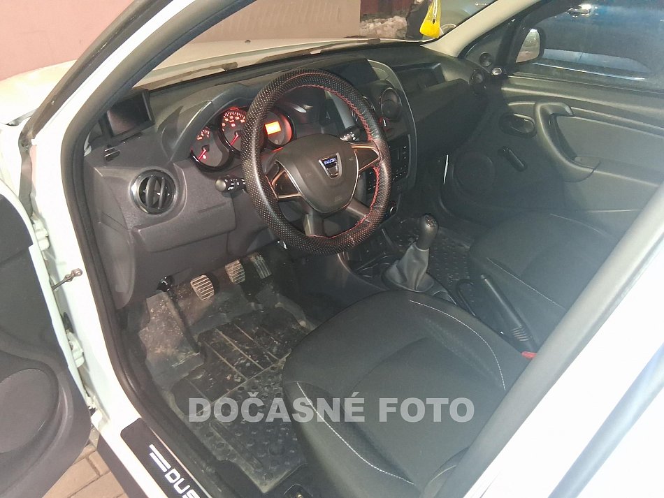 Dacia Duster 1.6 I 