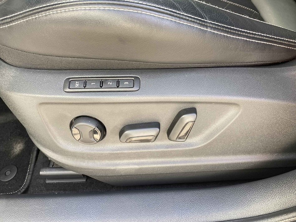 Škoda Karoq 1.0 TSi Style