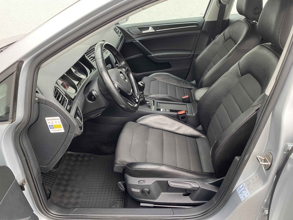 Volkswagen Golf 1.4 TGi Highline