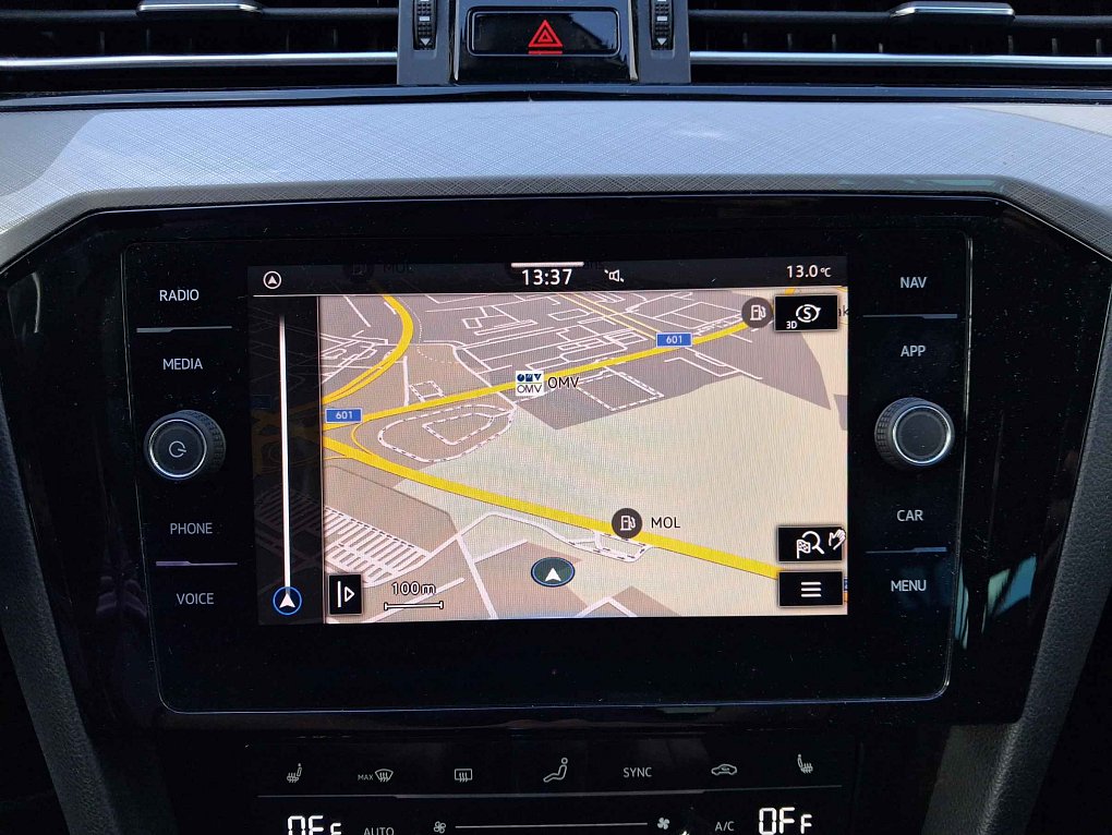 Volkswagen Passat 1.5 TSi Business