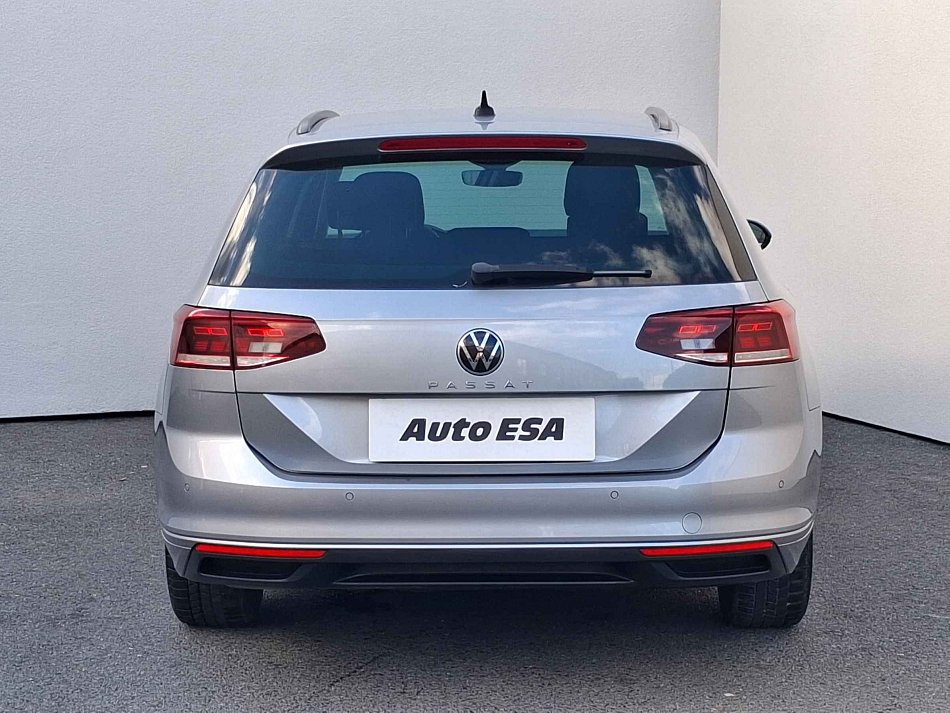 Volkswagen Passat 1.5 TSi Business