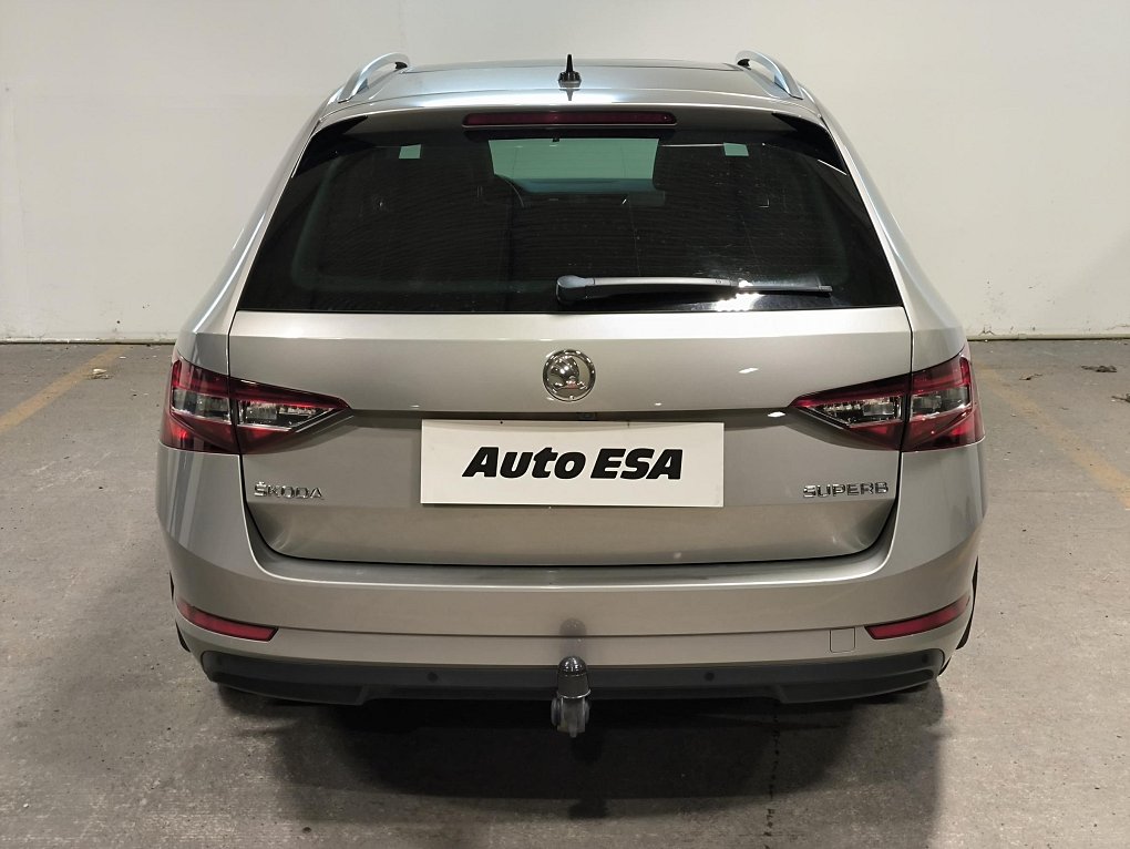Škoda Superb III 2.0 TDi L&K
