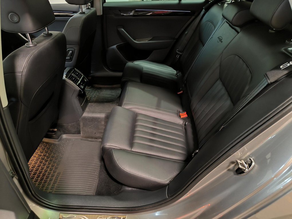 Škoda Superb III 2.0 TDi L&K