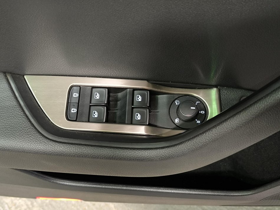 Škoda Superb III 2.0 TDi L&K