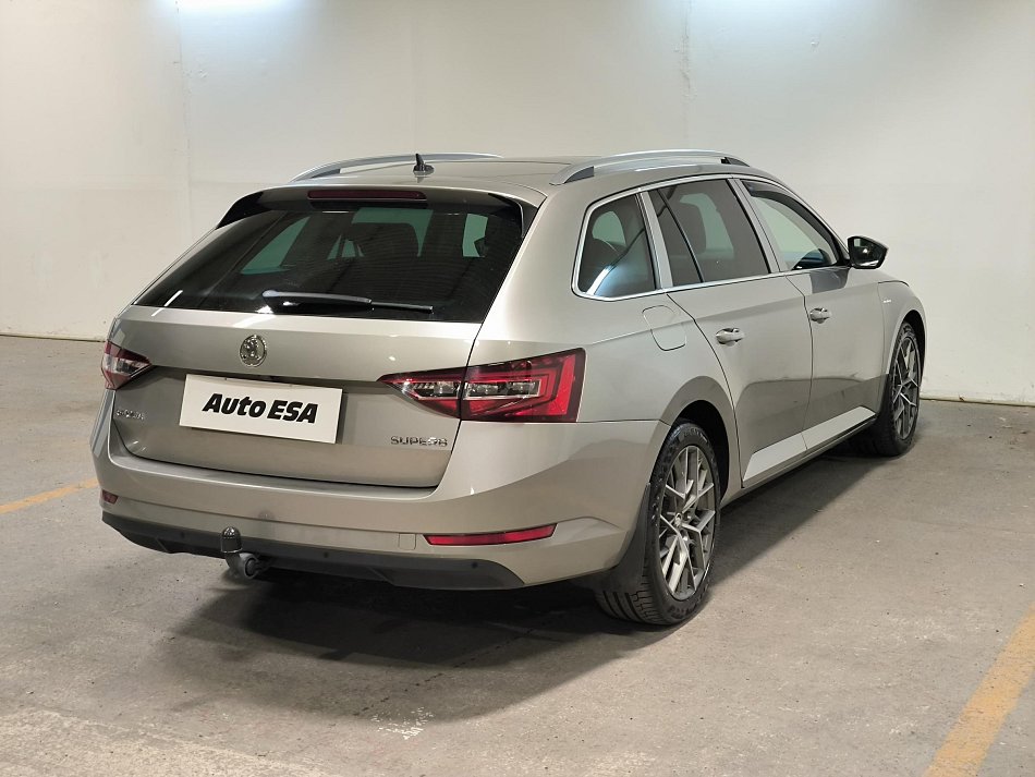 Škoda Superb III 2.0 TDi L&K