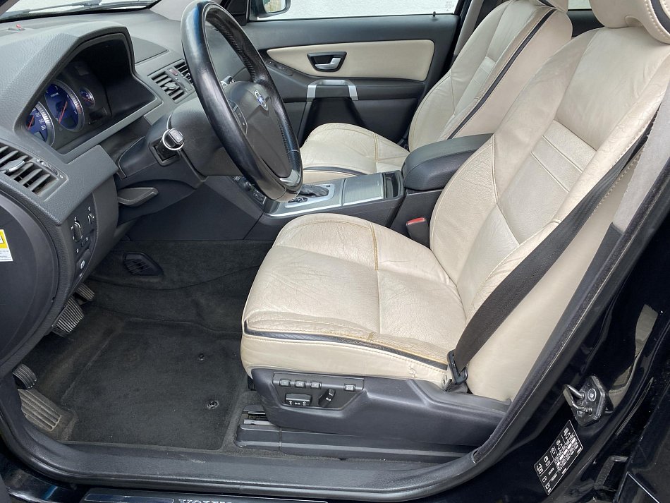 Volvo XC90 2.4D  4x4