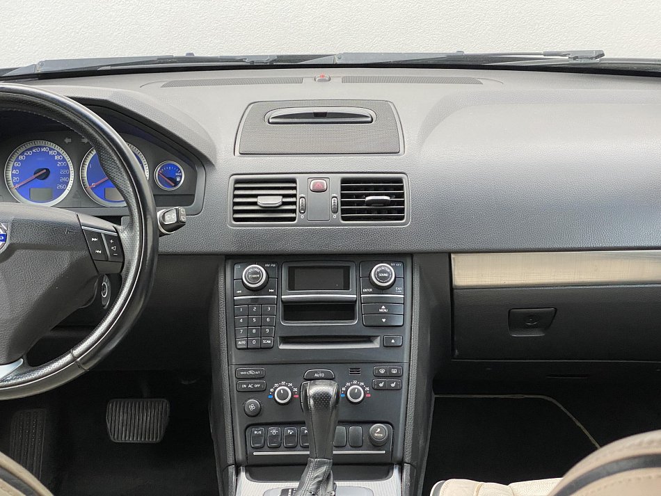 Volvo XC90 2.4D  4x4