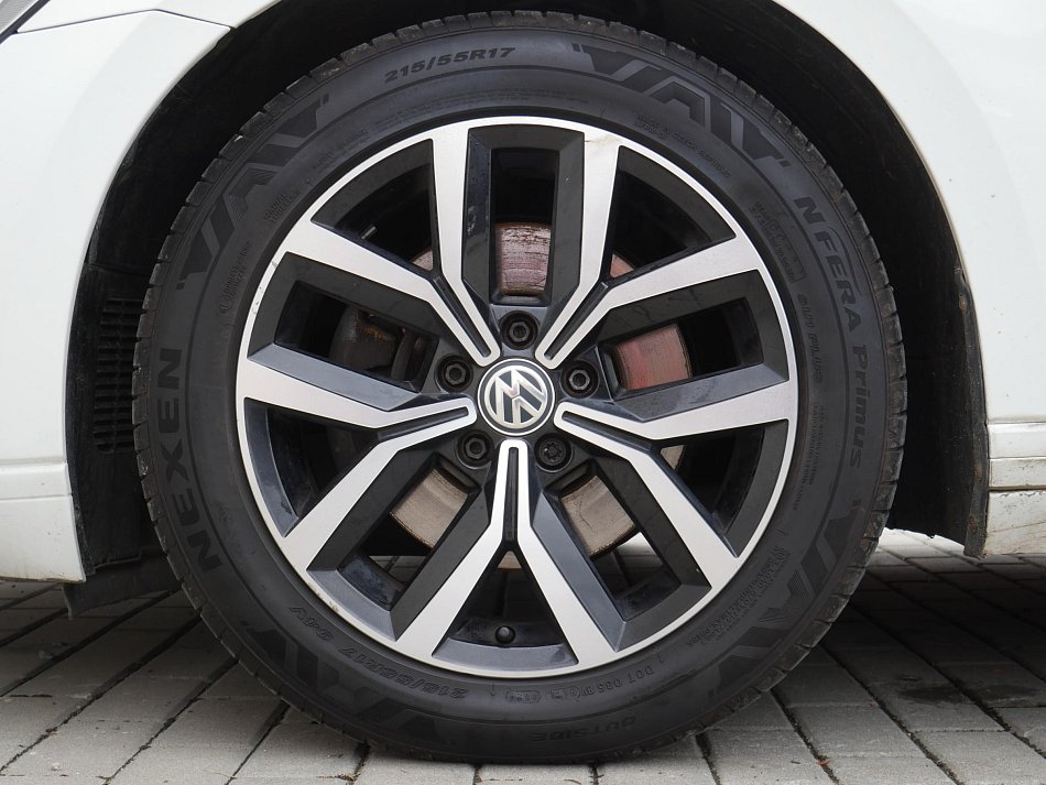 Volkswagen Passat 2.0TDi  4x4