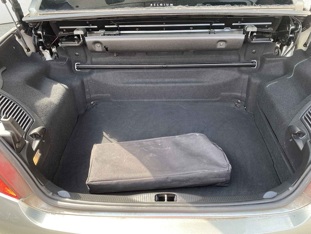 Peugeot 207 1.6i 