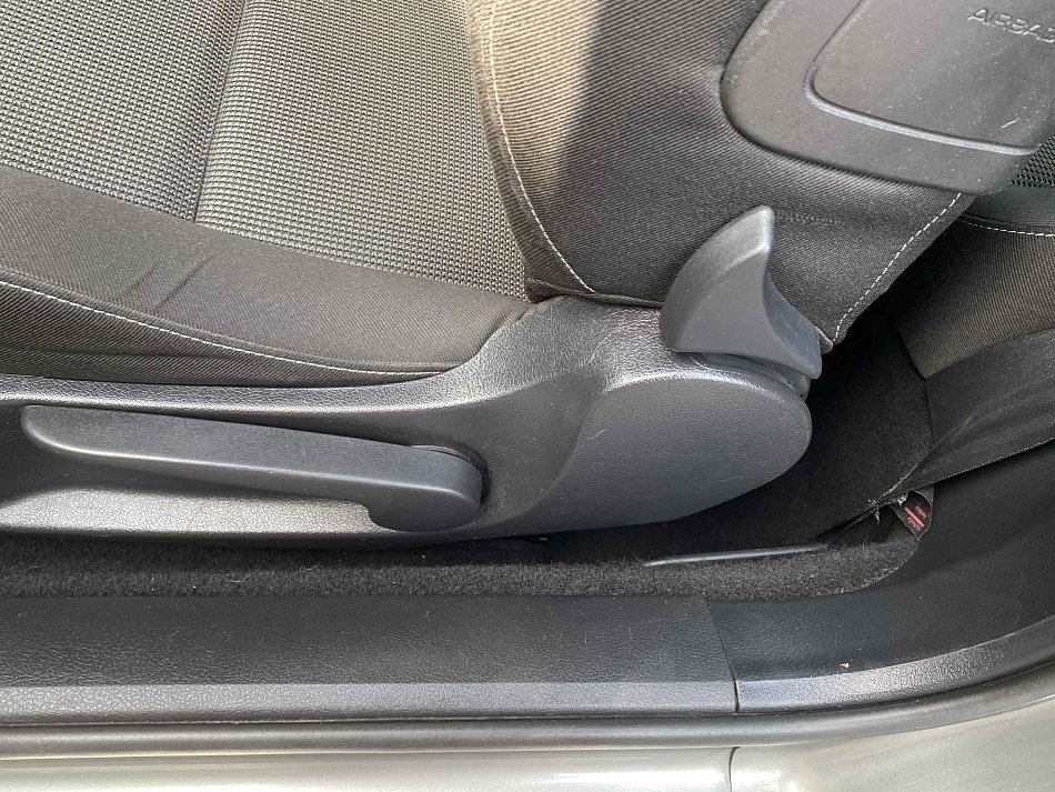Peugeot 207 1.6i 
