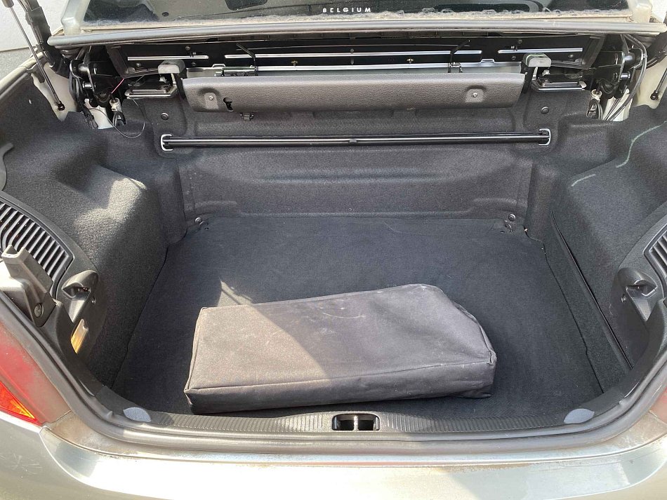 Peugeot 207 1.6i 