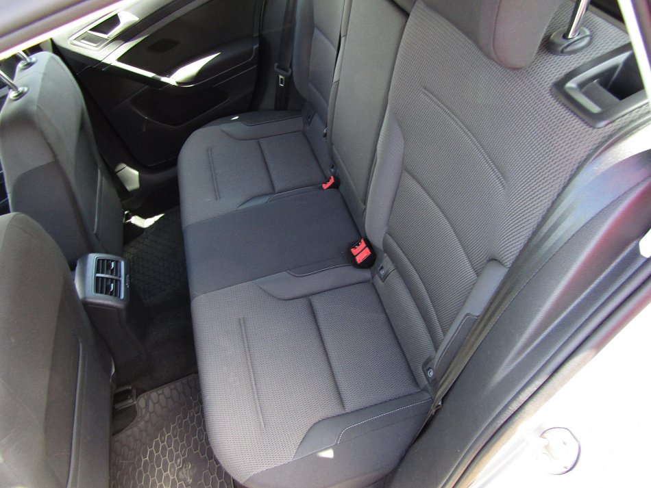 Volkswagen Golf 2.0TDi 