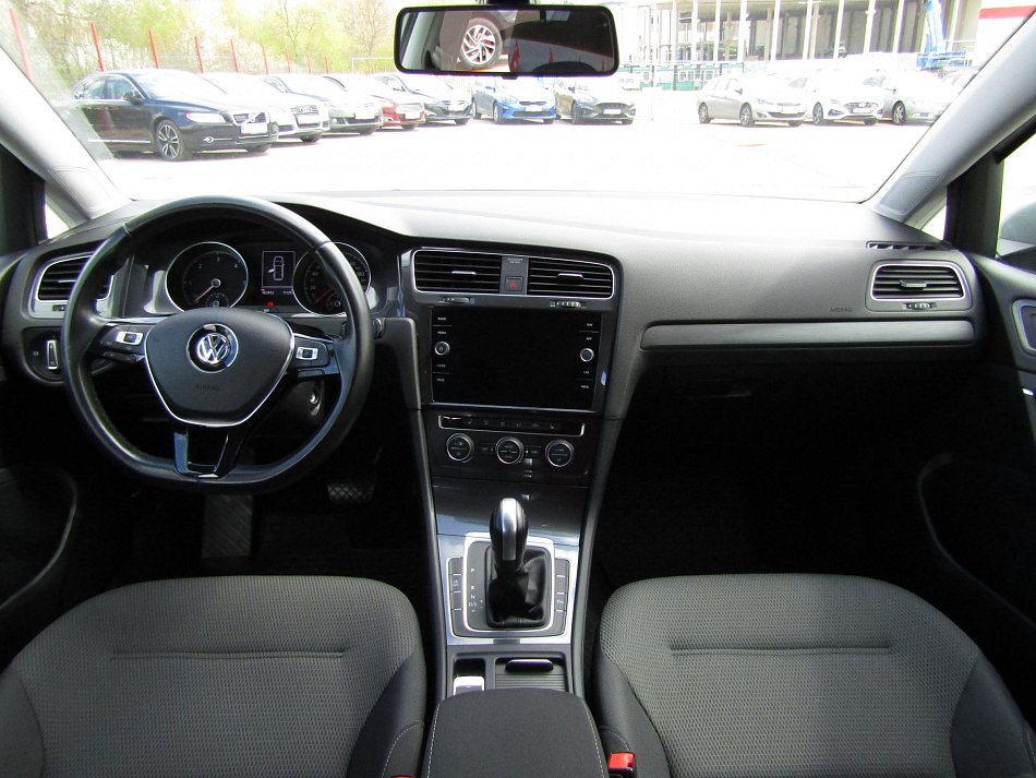 Volkswagen Golf 2.0TDi 