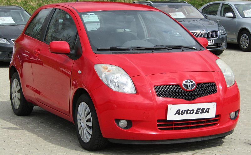 Toyota Yaris 1.3 VVT-i 