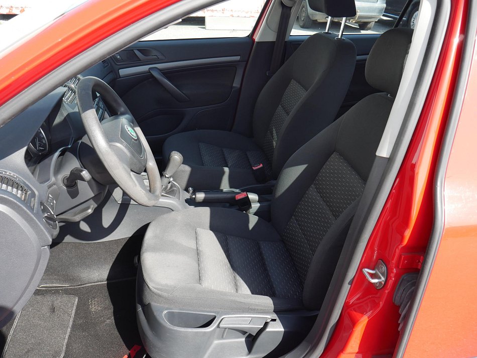 Škoda Octavia II 1.6 TDI 