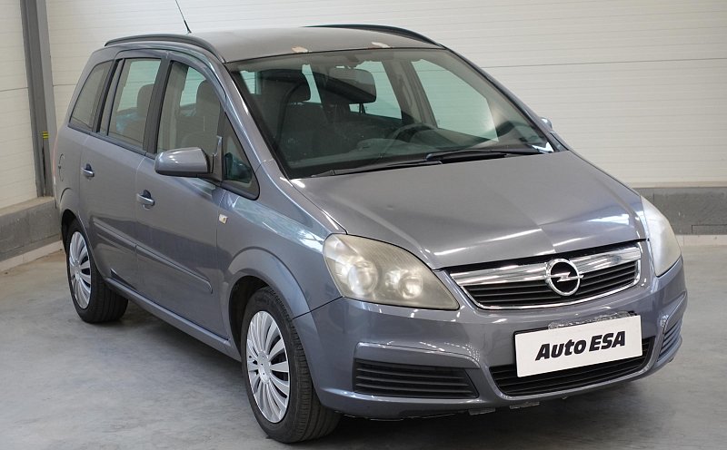 Opel Zafira 1.8 16V  7míst