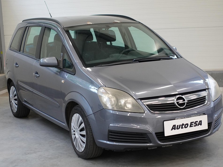 Opel Zafira 1.8 16V  7míst