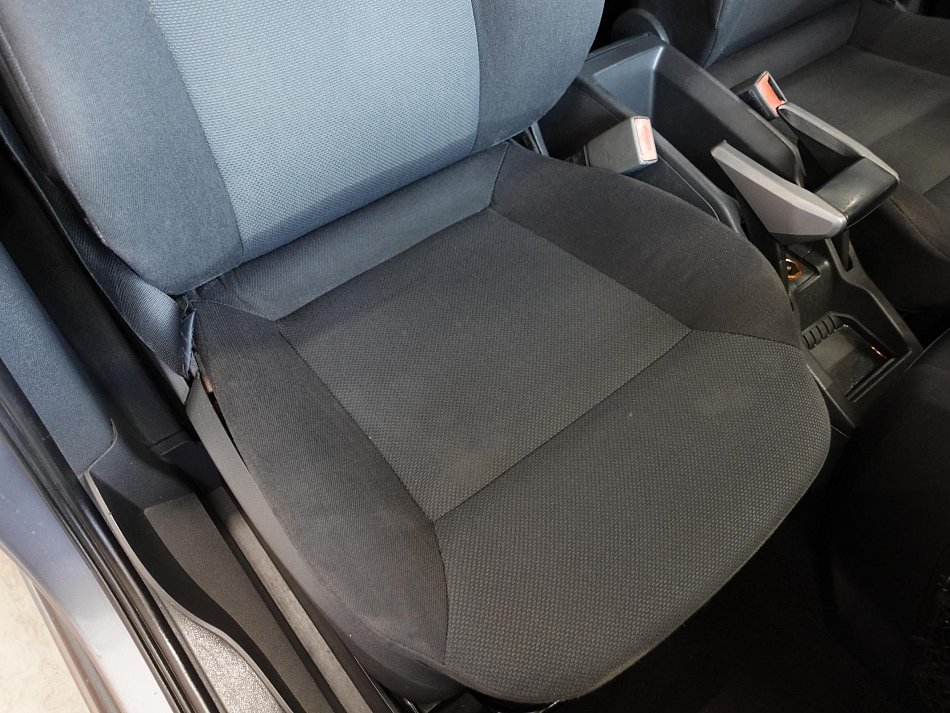 Opel Zafira 1.8 16V  7míst