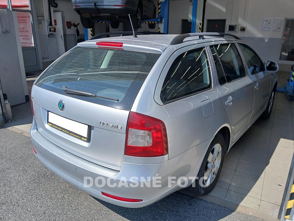 Škoda Octavia II 1.6 MPI 