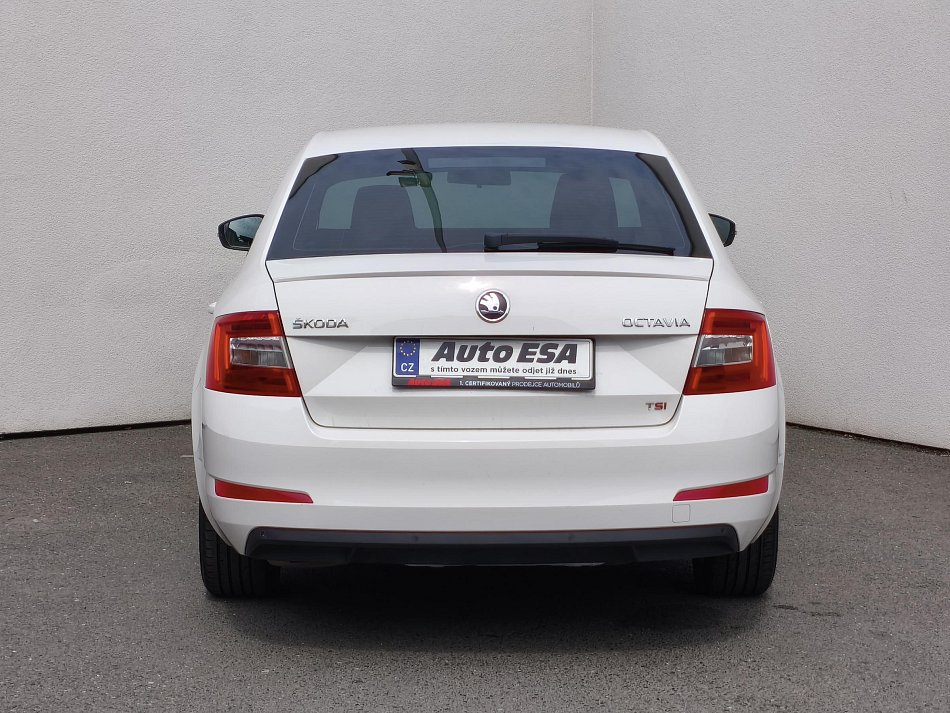 Škoda Octavia III 1.8 TSI Elegance