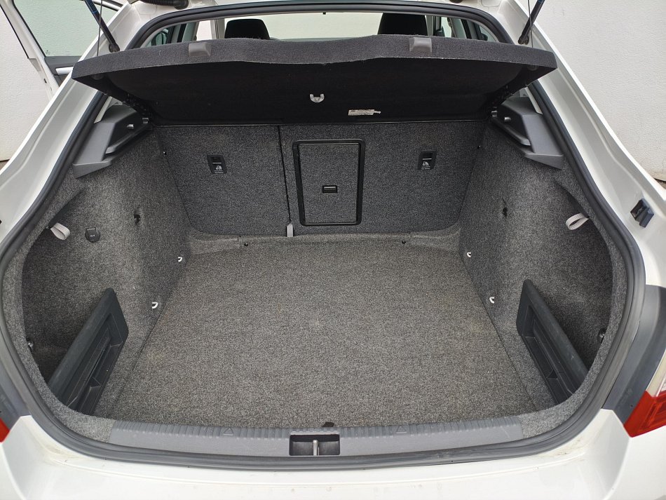 Škoda Octavia III 1.8 TSI Elegance