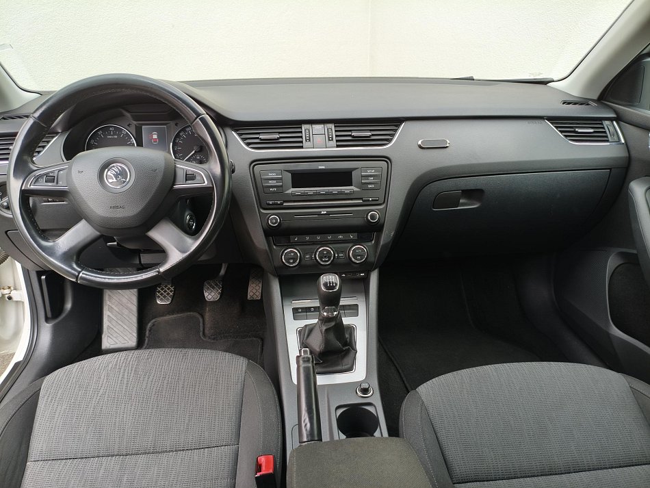 Škoda Octavia III 1.8 TSI Elegance