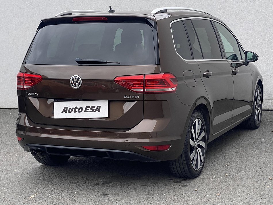 Volkswagen Touran 2.0 TDi Highline 7míst
