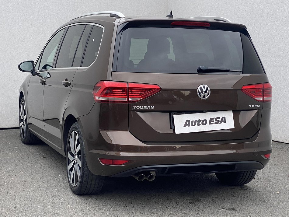 Volkswagen Touran 2.0 TDi Highline 7míst