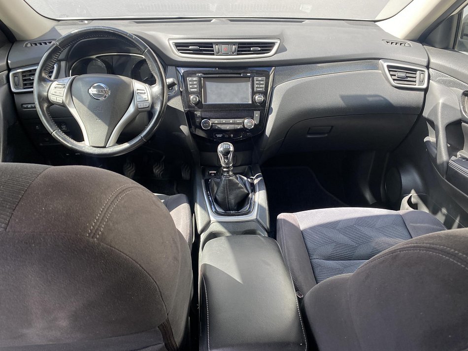 Nissan X-Trail 1.6dCi Connect 7míst