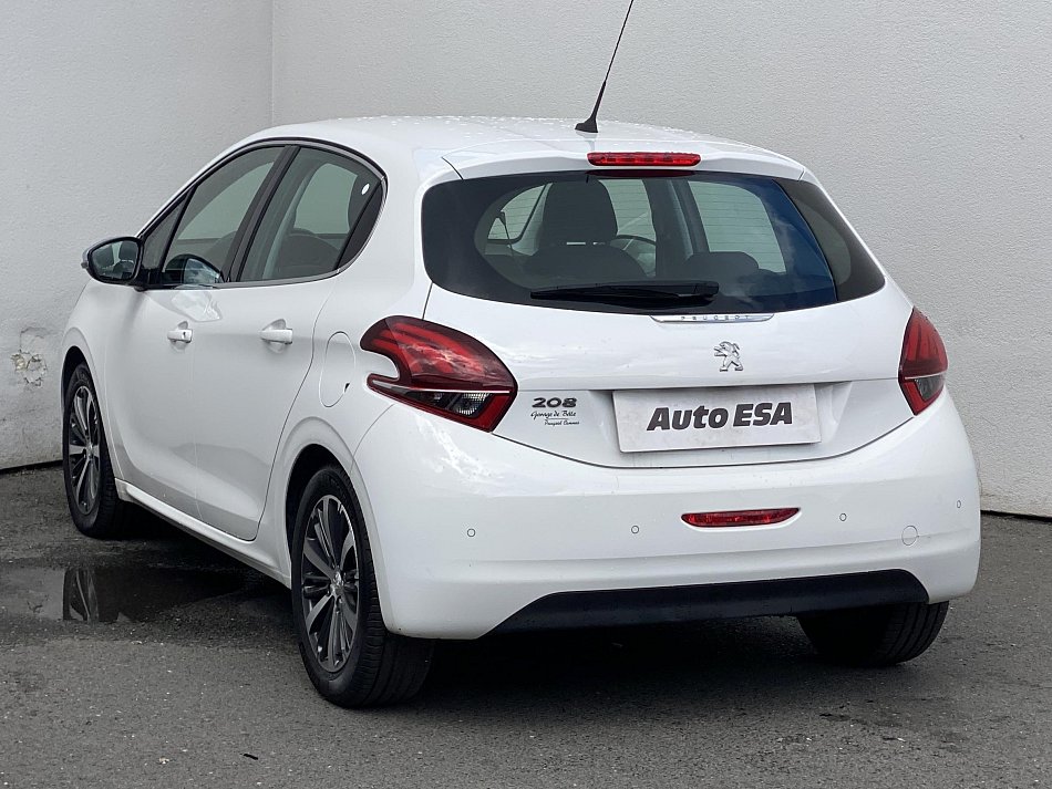 Peugeot 208 1.2 PT Allure