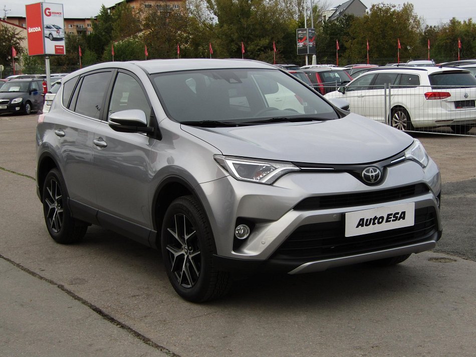 Toyota RAV4 2.0D4D 