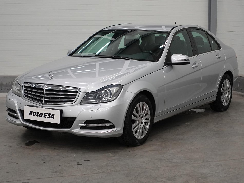 Mercedes-Benz Třída C 1.8K Elegance